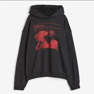Deftones Oversized Pullover Hoodie - Small 🇨🇦